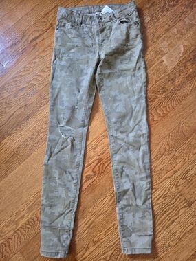 Zara Olive Camo Skinny Jeans